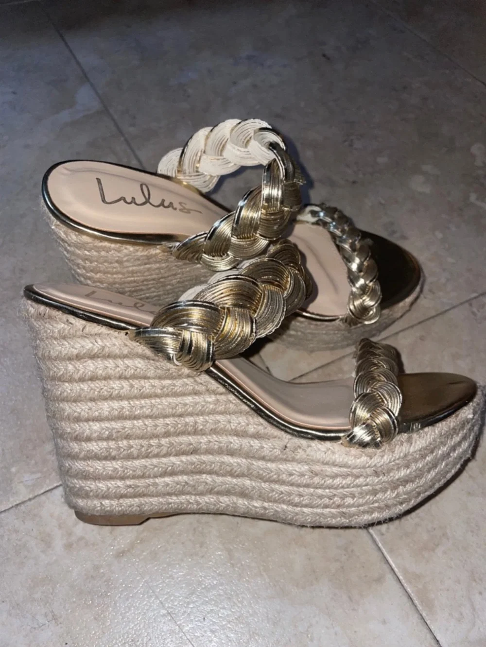 Lulus Sunshy Gold Metallic Platform Espadrille Slide Wedges NWOT size 6.5